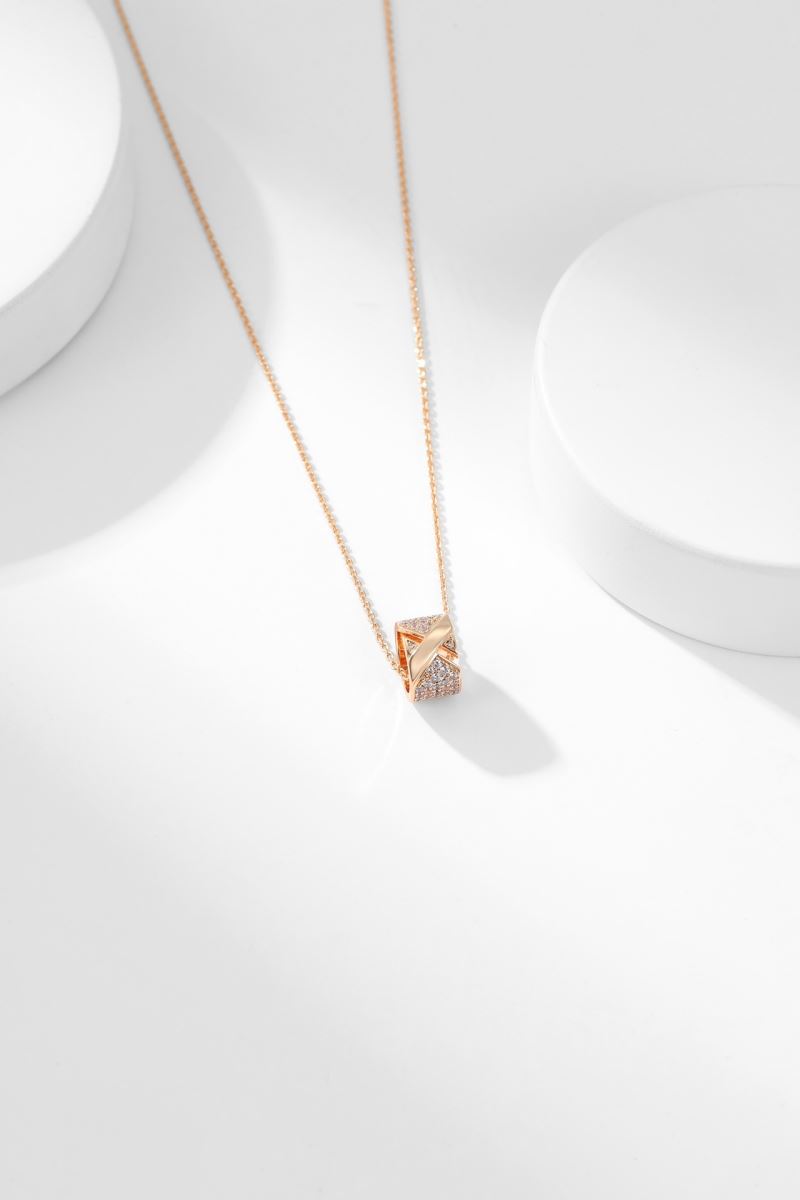 CHAUMET